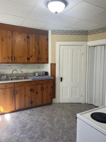 86 Hampshire Street Auburn ME 04210
