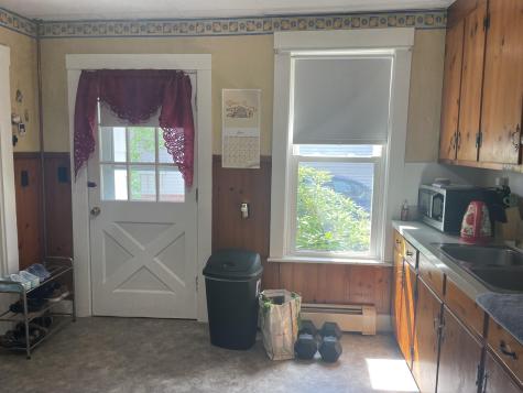 86 Hampshire Street Auburn ME 04210