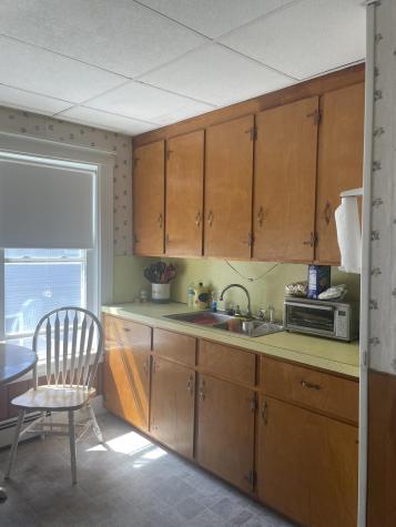 86 Hampshire Street Auburn ME 04210