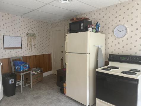 86 Hampshire Street Auburn ME 04210