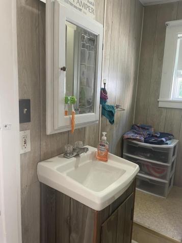 86 Hampshire Street Auburn ME 04210