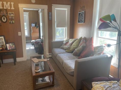 86 Hampshire Street Auburn ME 04210
