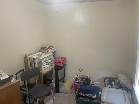 86 Hampshire Street Auburn ME 04210