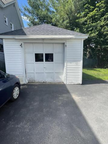 86 Hampshire Street Auburn ME 04210