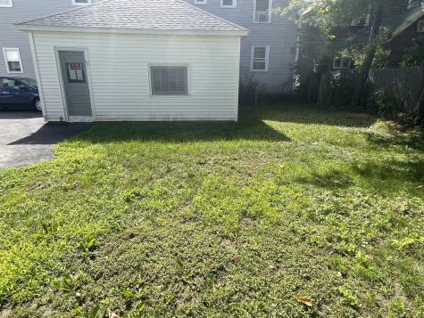 86 Hampshire Street Auburn ME 04210