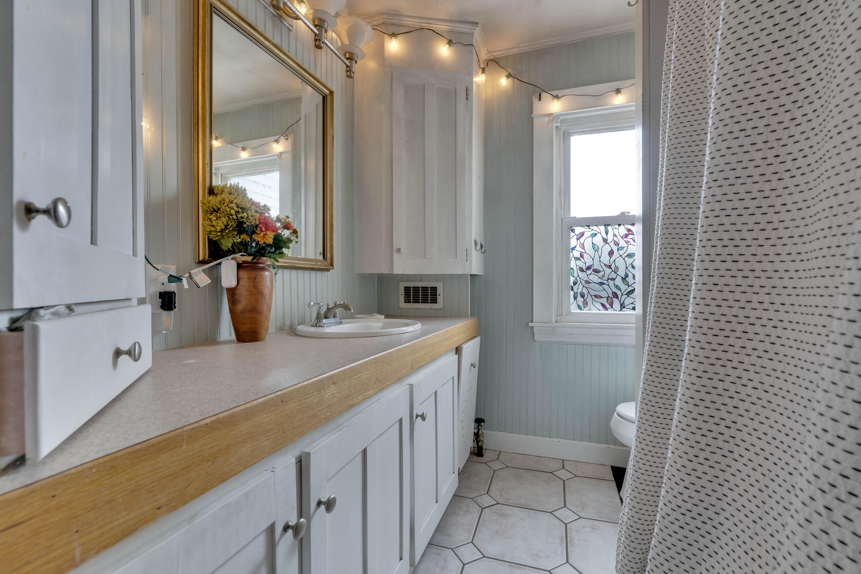 22 Bailey Avenue Portland ME 04103