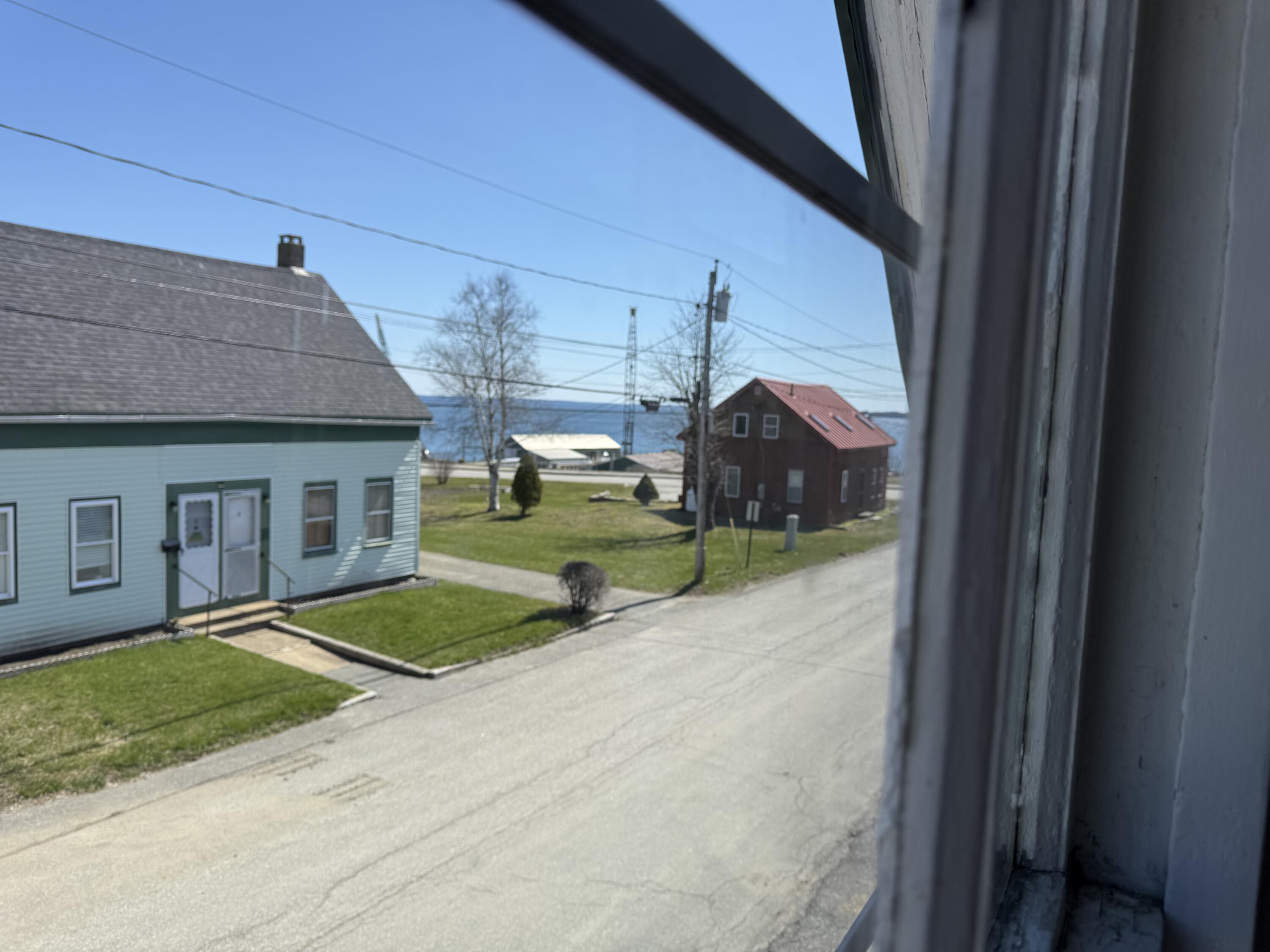 10 Trinity Street Rockland ME 04841