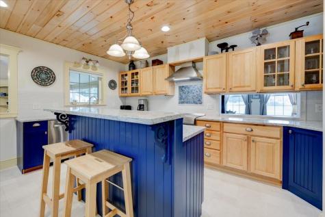 62 King Street Scarborough ME 04074