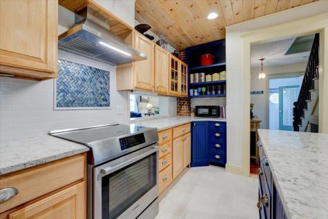 62 King Street Scarborough ME 04074
