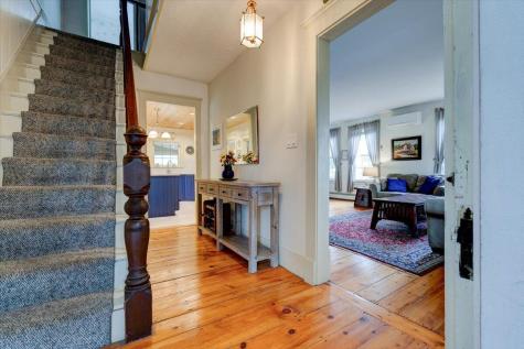 62 King Street Scarborough ME 04074