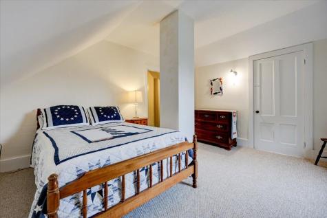 62 King Street Scarborough ME 04074