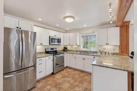 170 W Grand Avenue Old Orchard Beach ME 04064