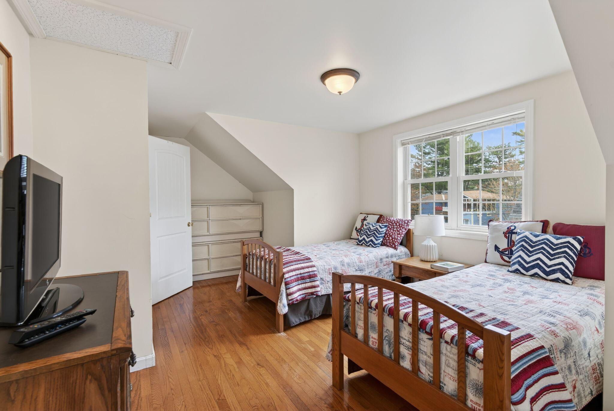 170 W Grand Avenue Old Orchard Beach ME 04064
