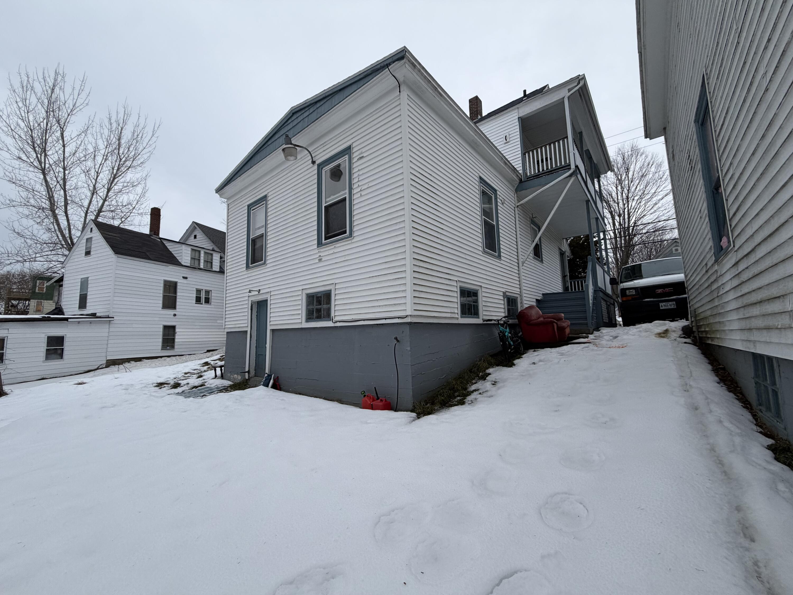 137 S Main Street Auburn ME 04210