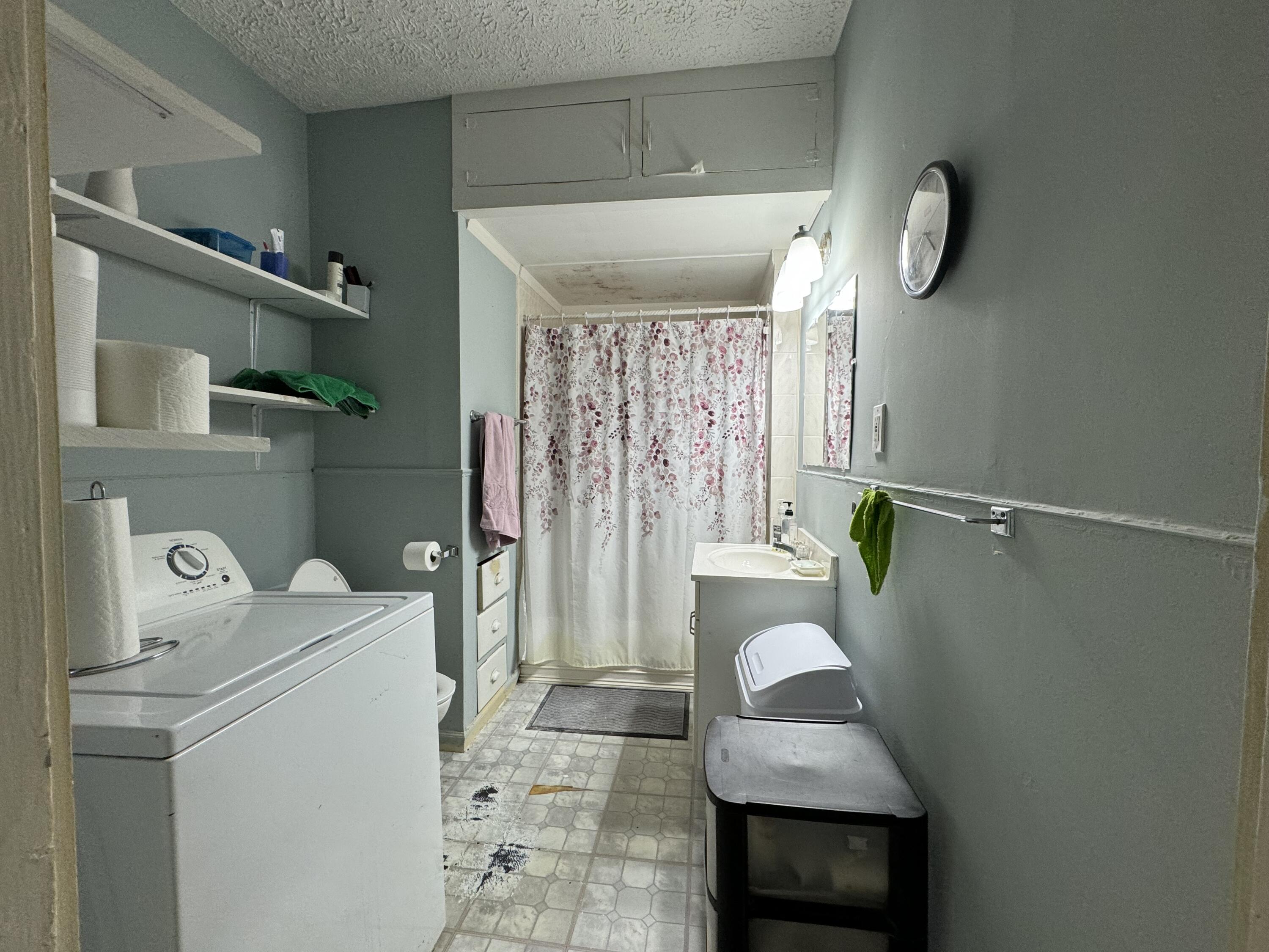 96 Western Avenue Auburn ME 04210