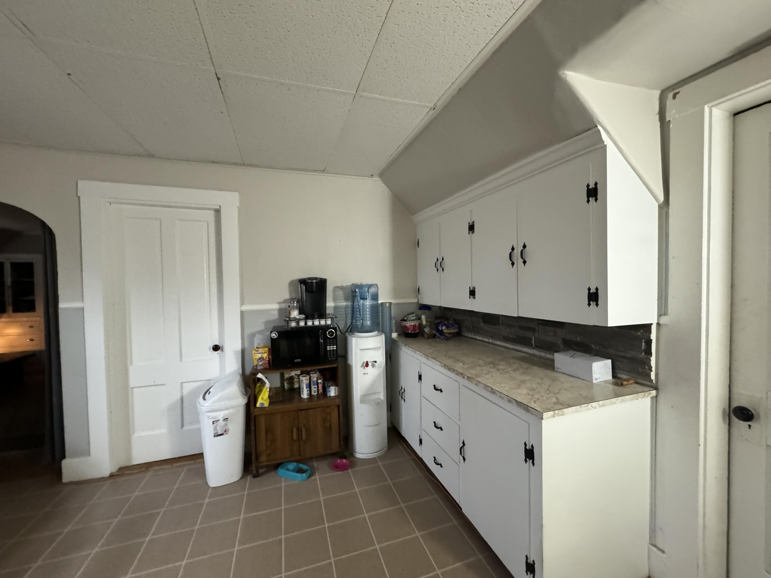 96 Western Avenue Auburn ME 04210