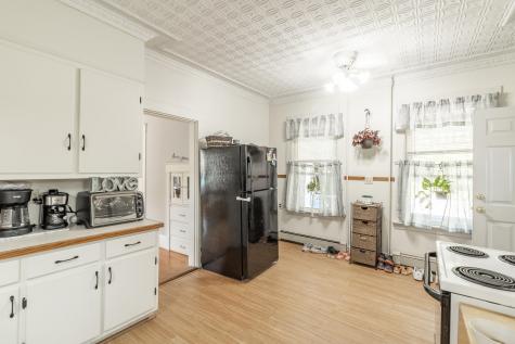 137 S Main Street Auburn ME 04210