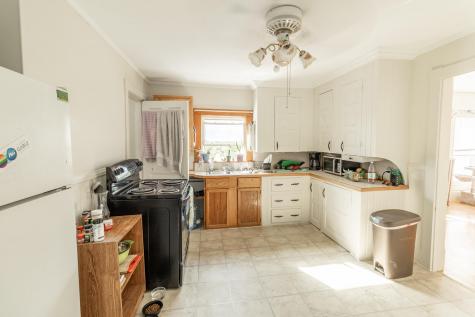 137 S Main Street Auburn ME 04210