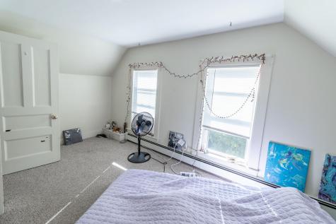 137 S Main Street Auburn ME 04210