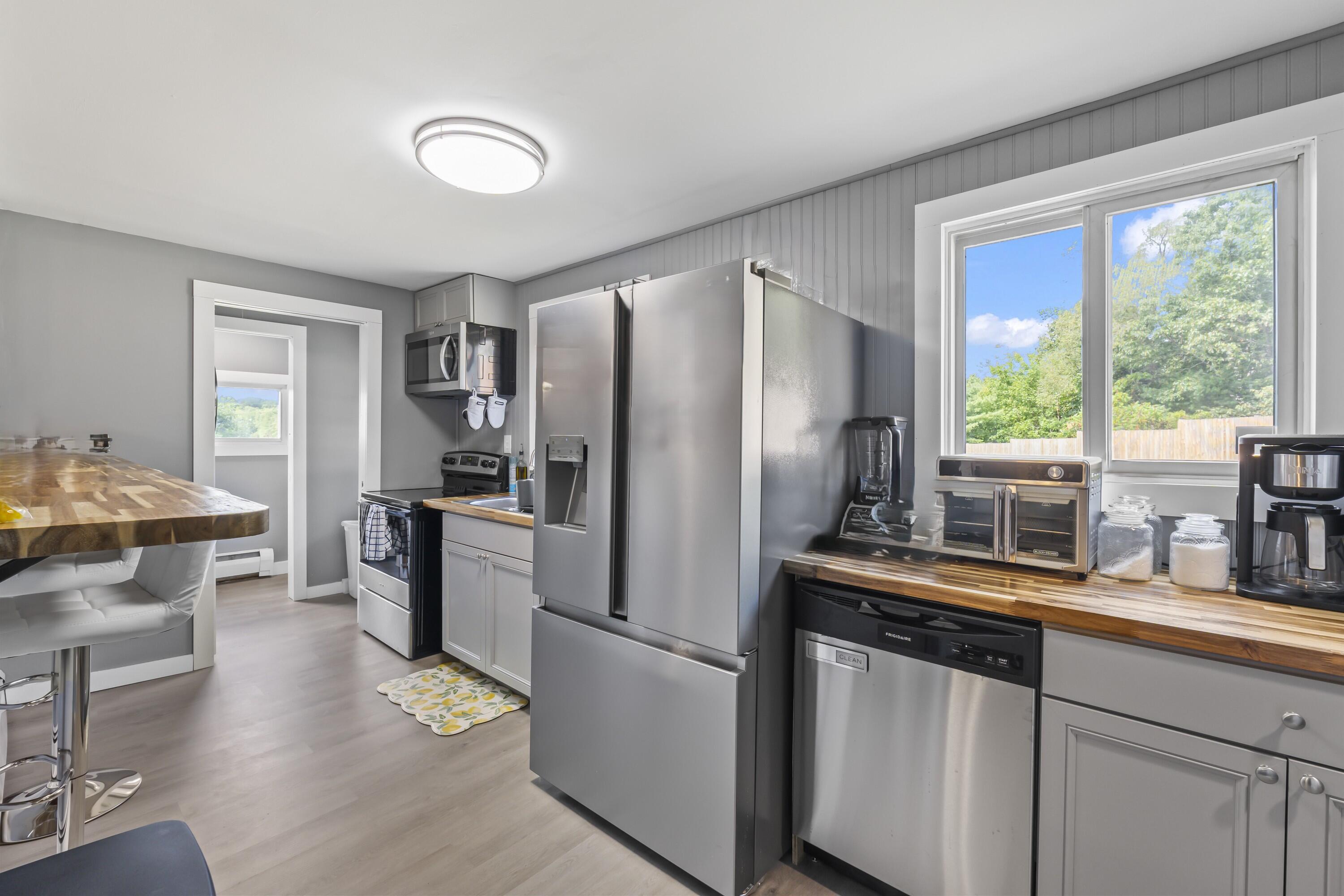 102 Manning Drive West Gardiner ME 04345