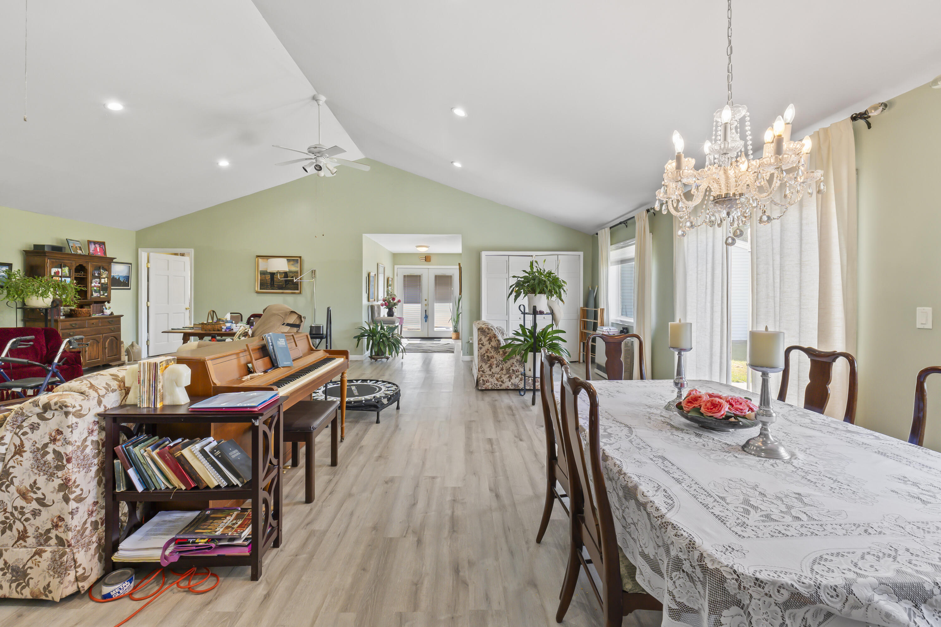 102 Manning Drive West Gardiner ME 04345