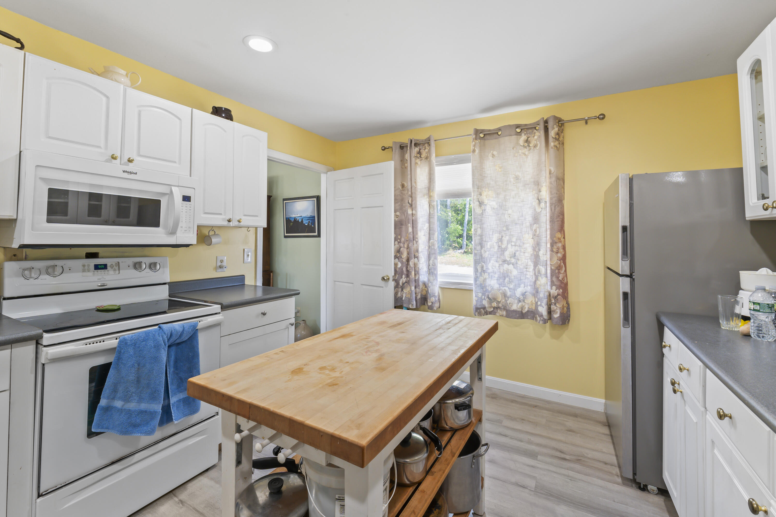 102 Manning Drive West Gardiner ME 04345