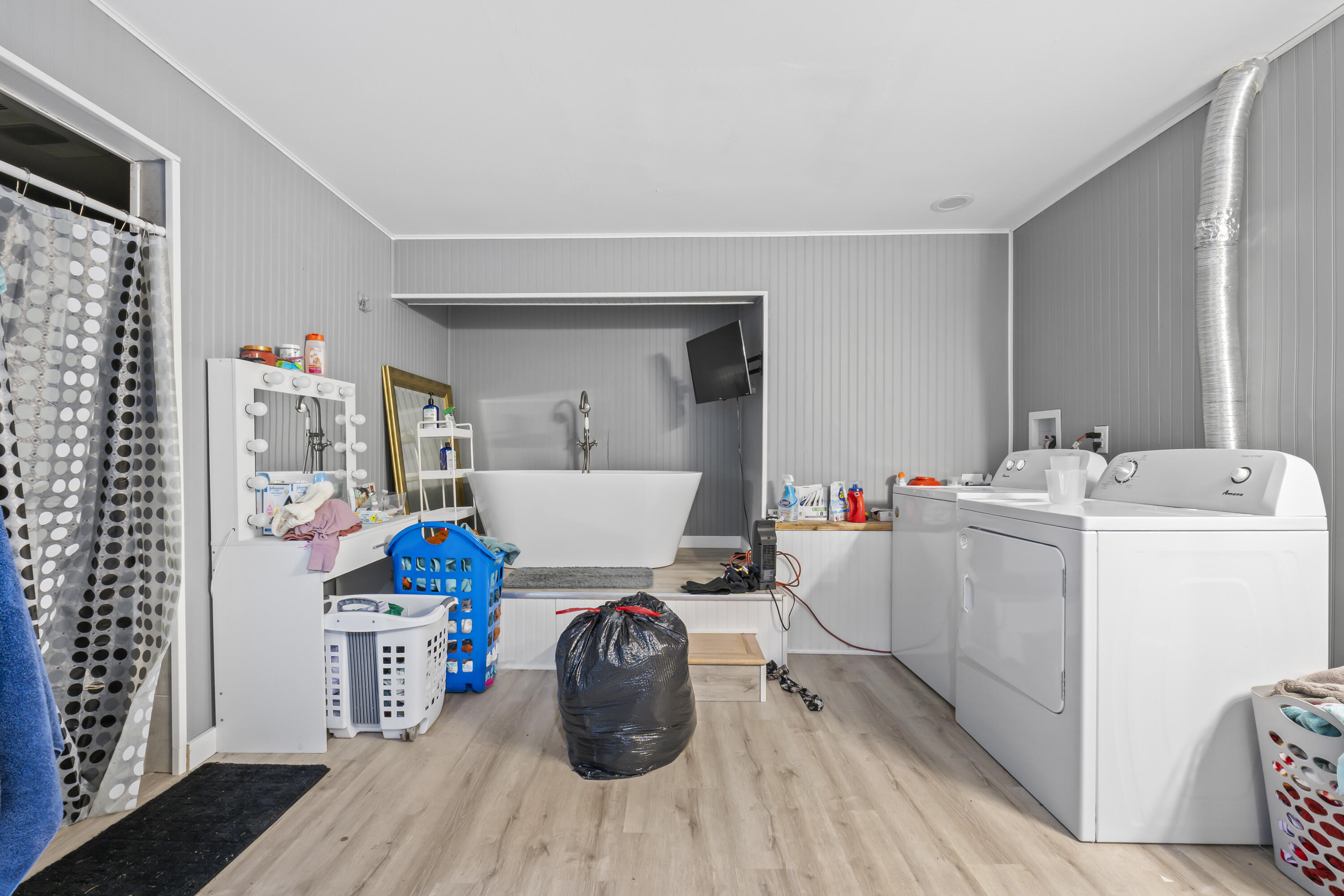 102 Manning Drive West Gardiner ME 04345