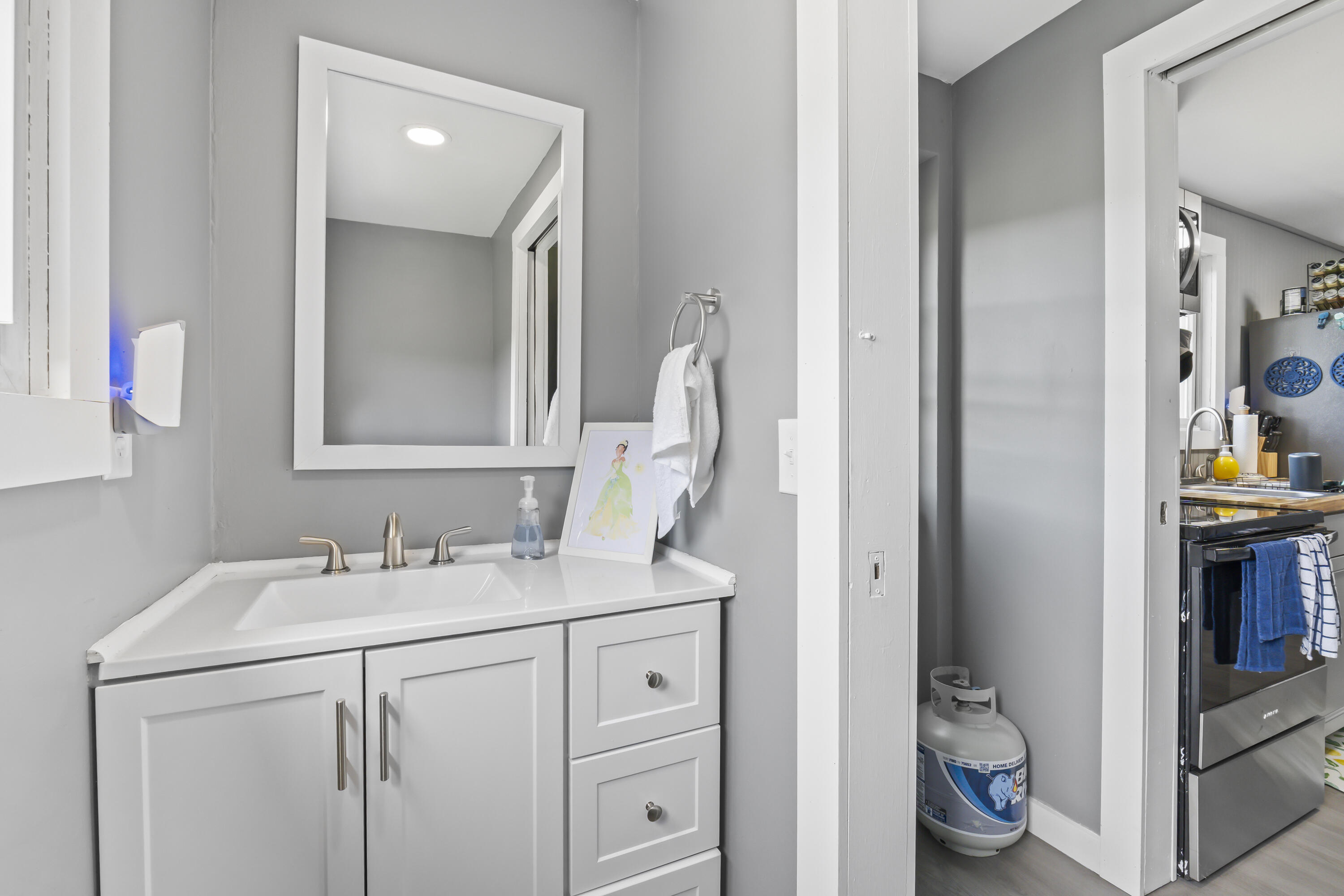 102 Manning Drive West Gardiner ME 04345