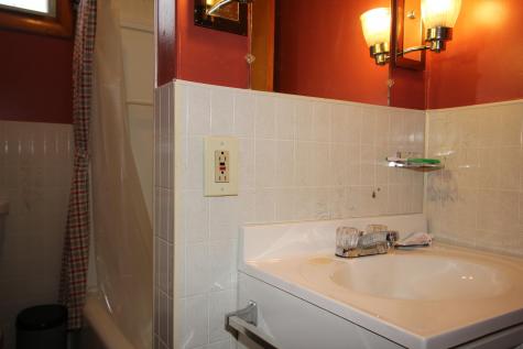 127 Sixth Street Auburn ME 04210