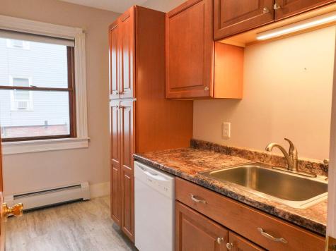 18 College Street Lewiston ME 04240