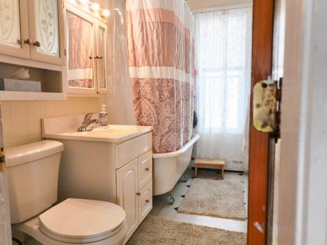 18 College Street Lewiston ME 04240