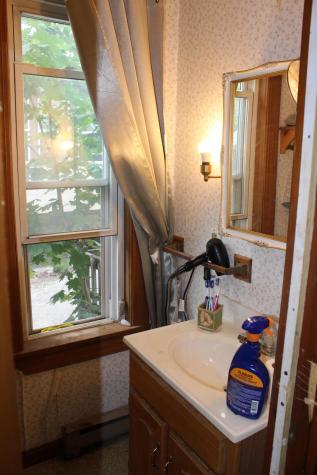 6 Curtis Street Lewiston ME 04240