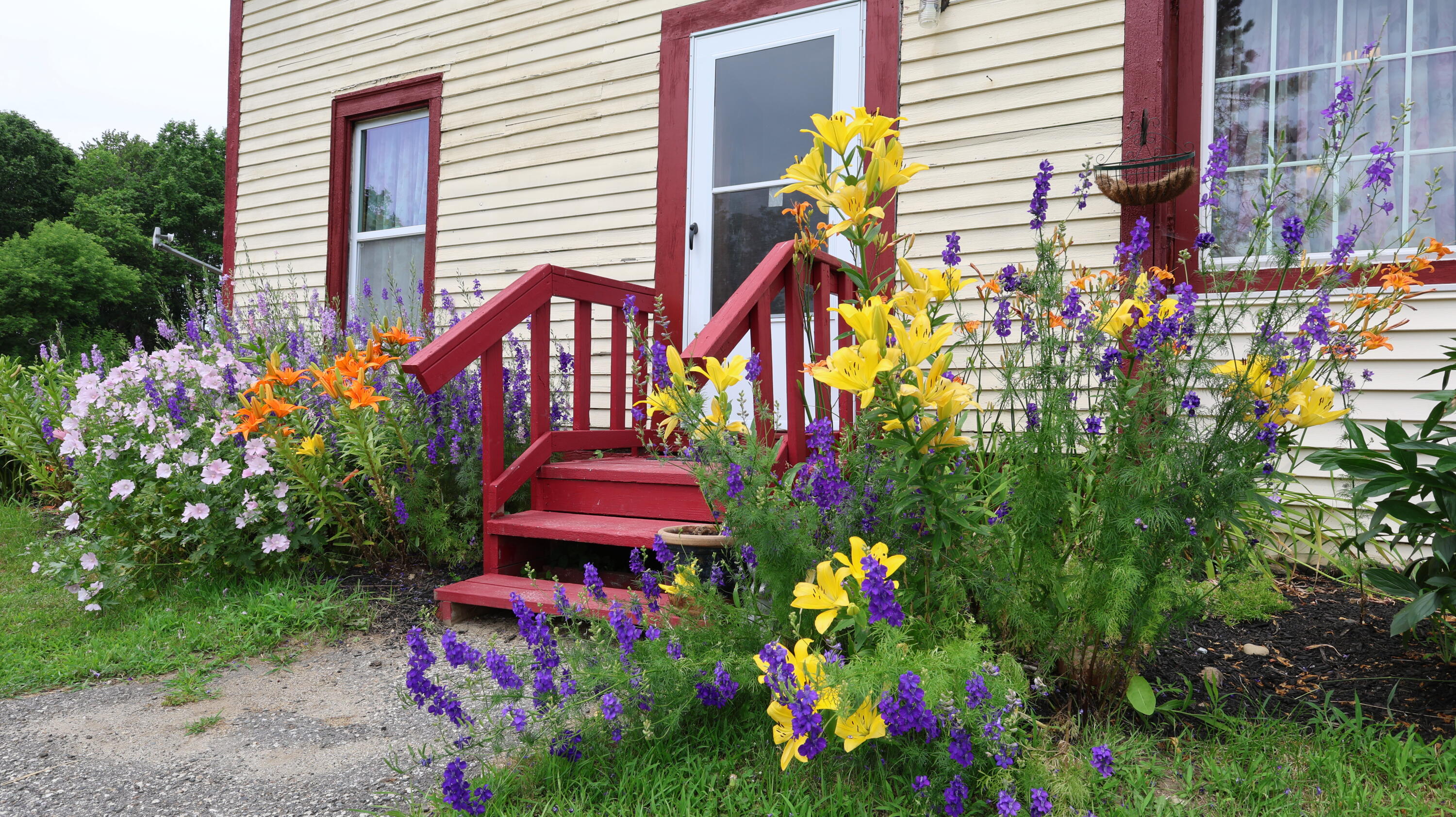 1146 Post Road Bowdoinham ME 04008