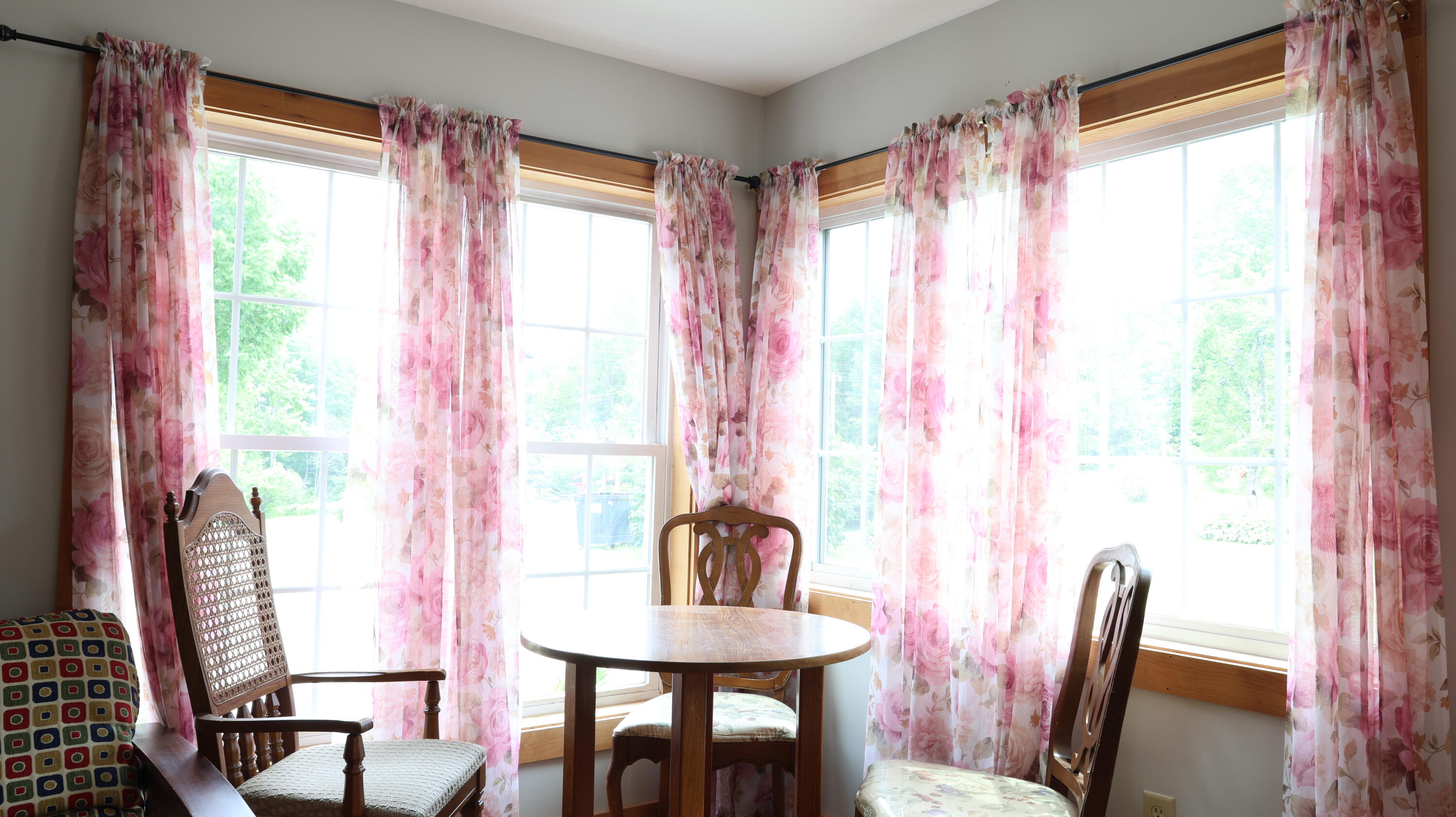 1146 Post Road Bowdoinham ME 04008