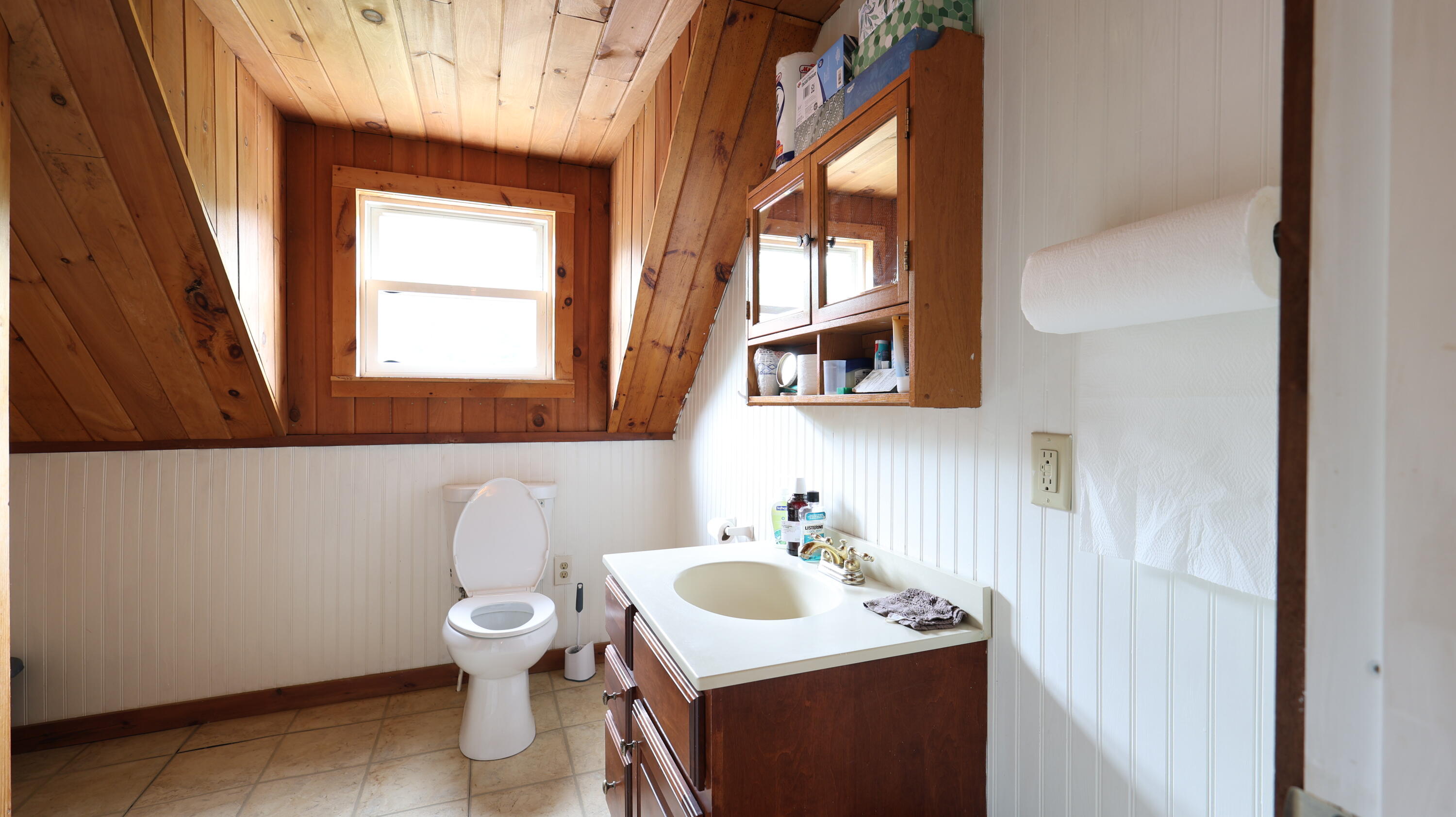 1146 Post Road Bowdoinham ME 04008