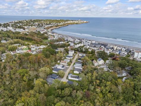 15 Summer Breeze York ME 03909