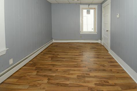 11 Holman Avenue Mexico ME 04257