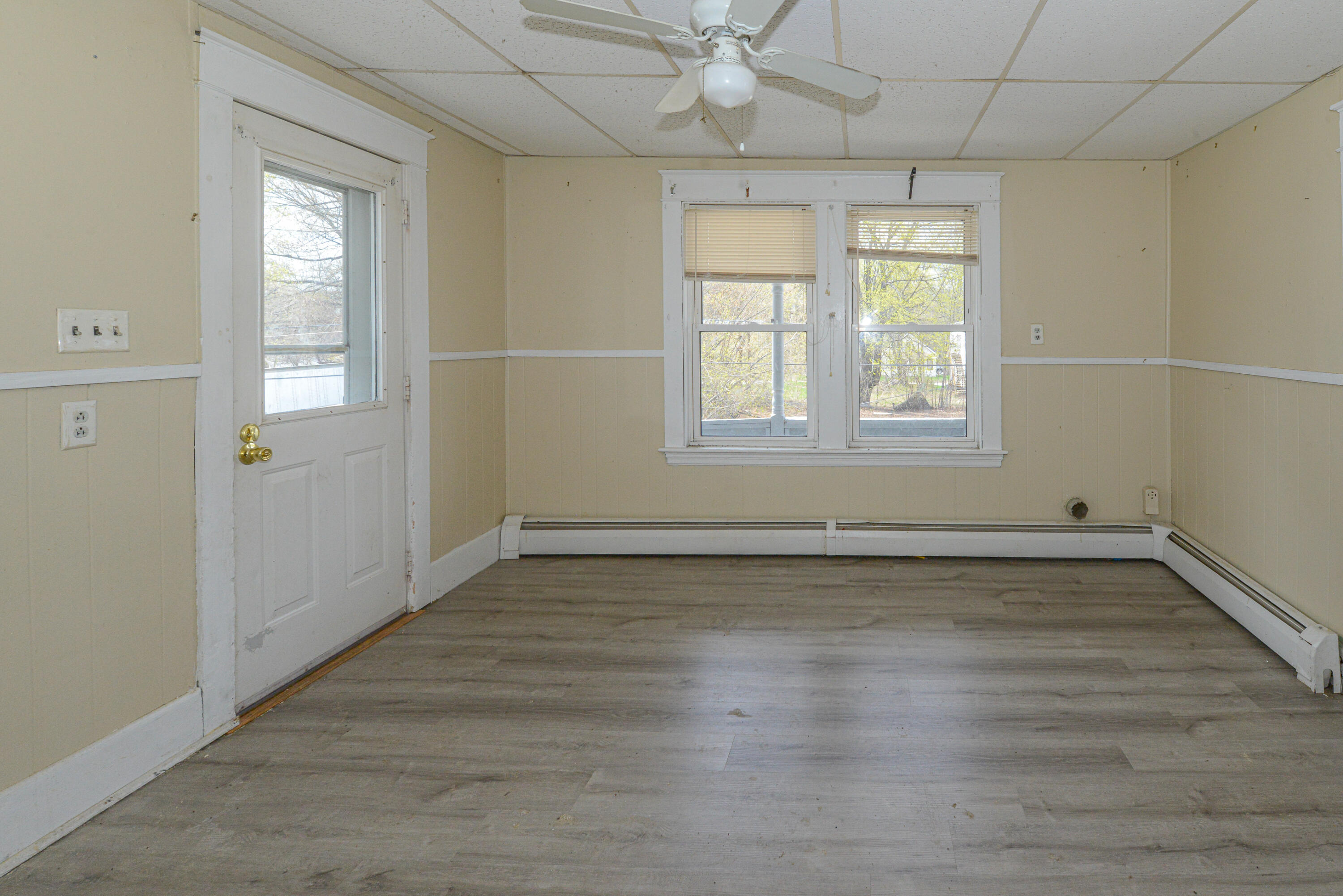 11 Holman Avenue Mexico ME 04257