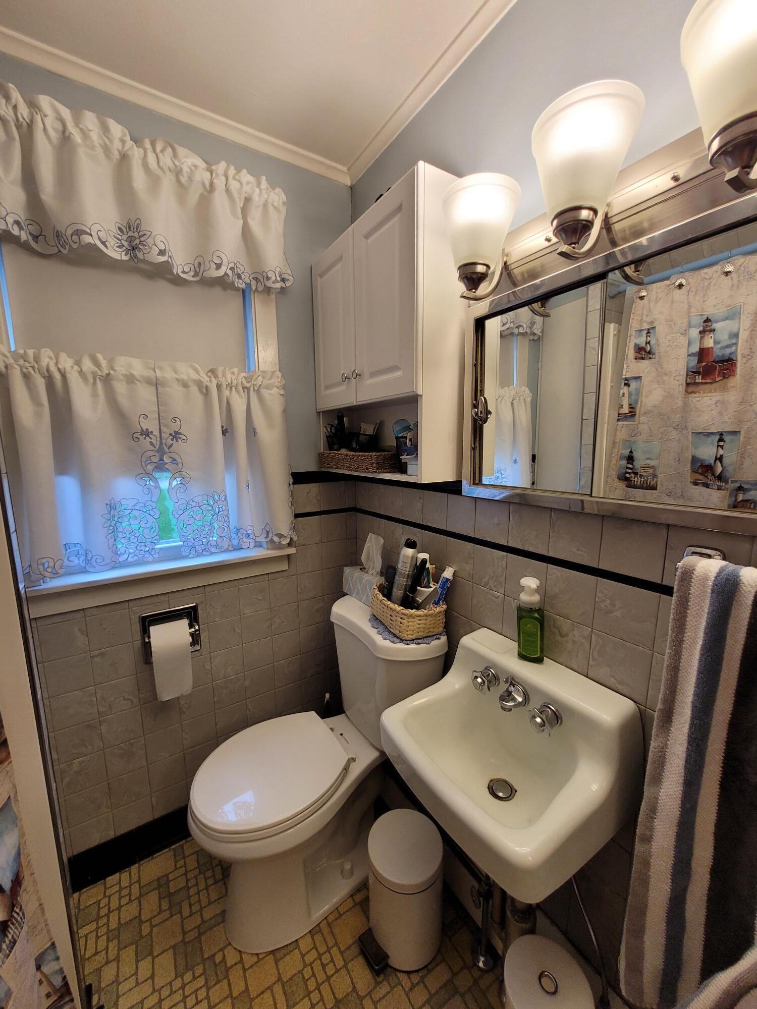 5 Boutelle Avenue Waterville ME 04901
