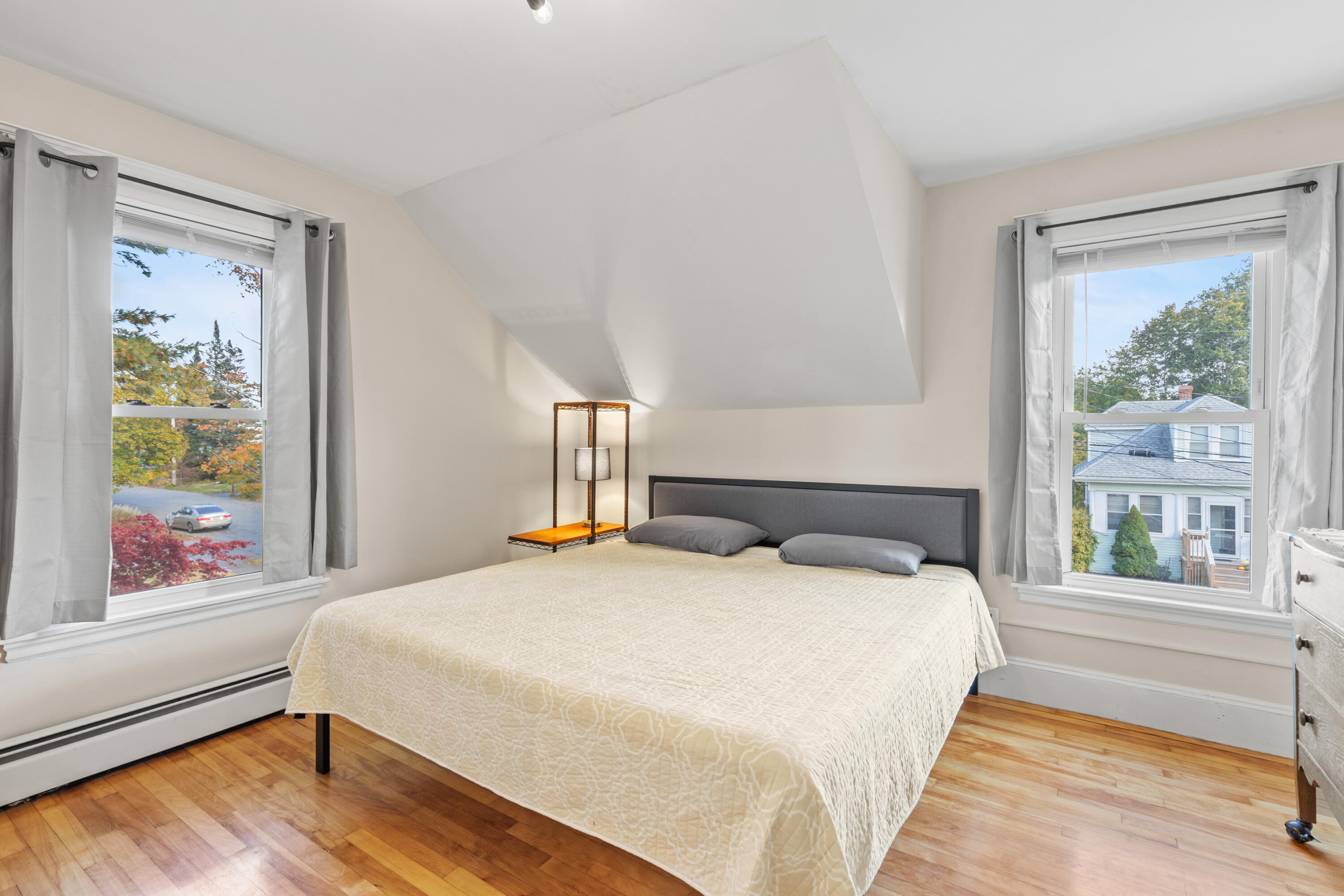 32 Hillis Street Portland ME 04103