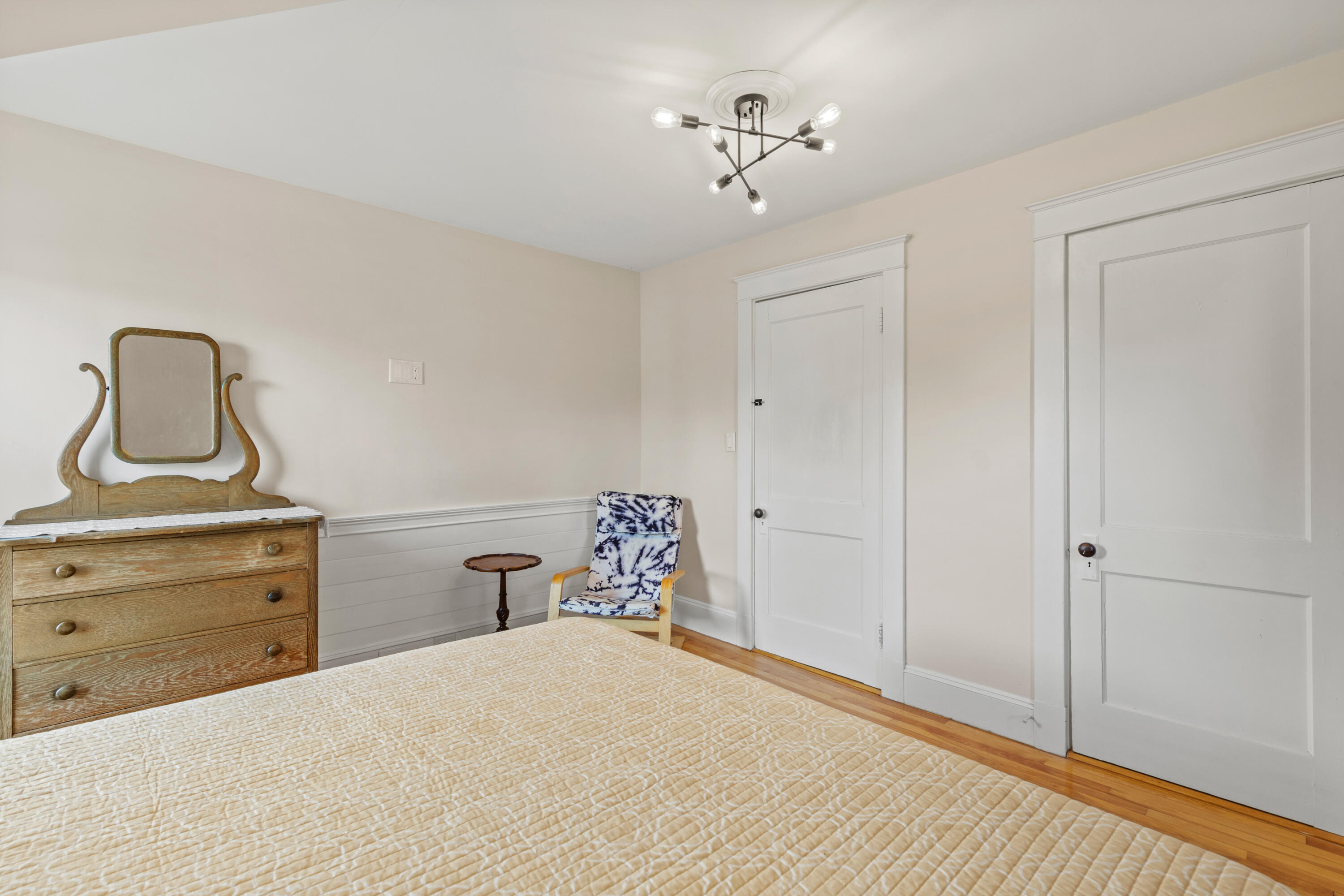 32 Hillis Street Portland ME 04103