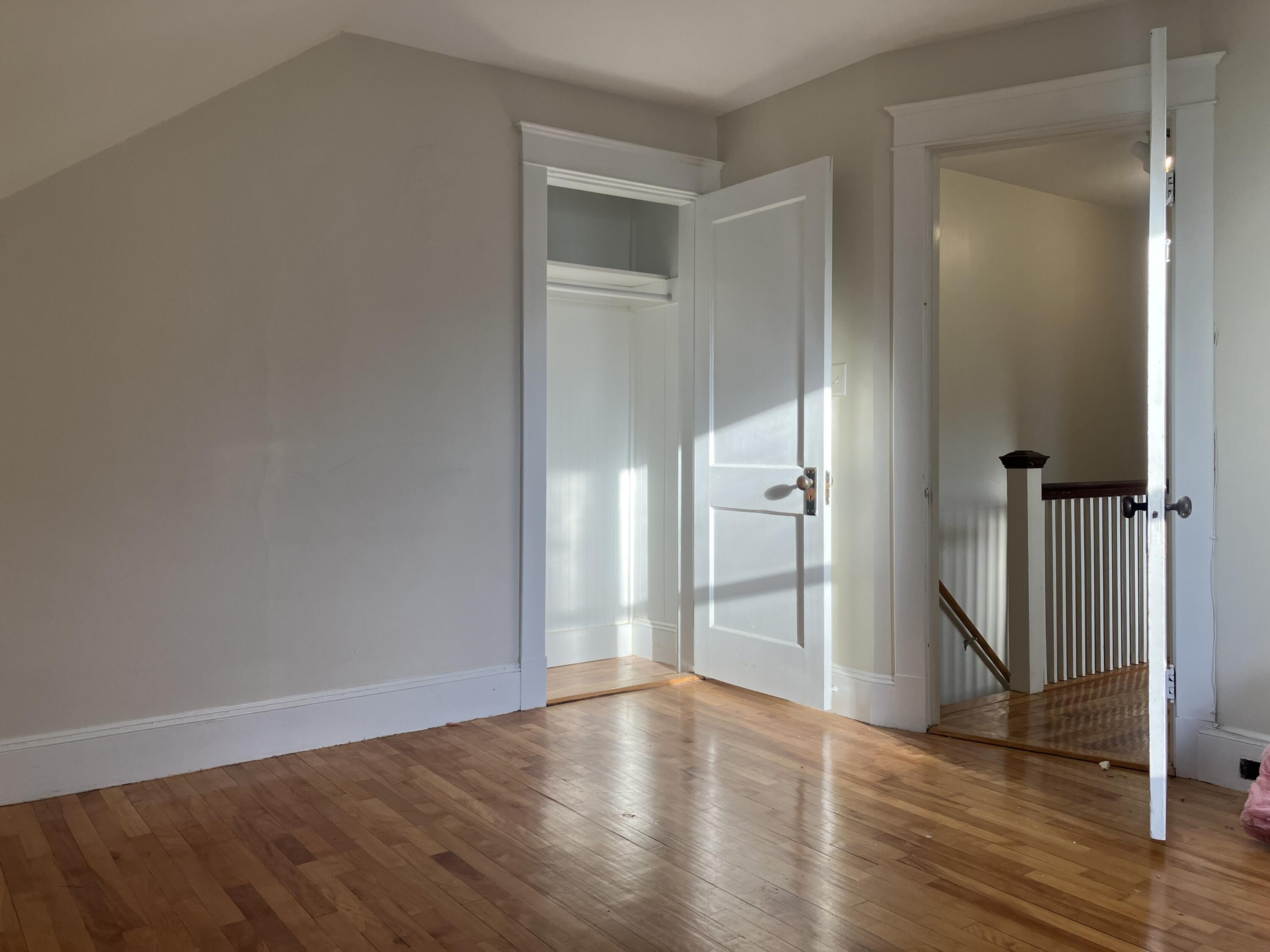 32 Hillis Street Portland ME 04103