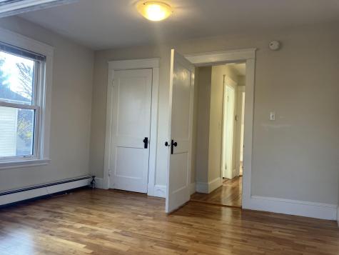 32 Hillis Street Portland ME 04103