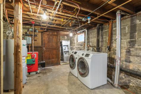 32 Hillis Street Portland ME 04103