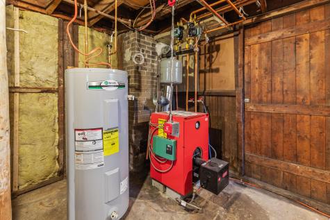 32 Hillis Street Portland ME 04103