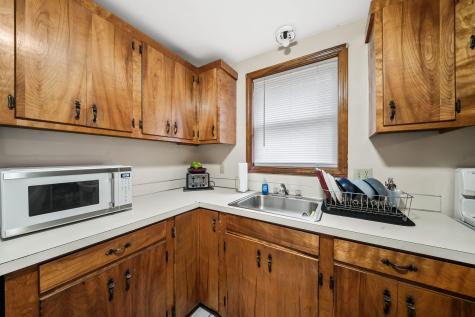 343 Shaker Road Gray ME 04039