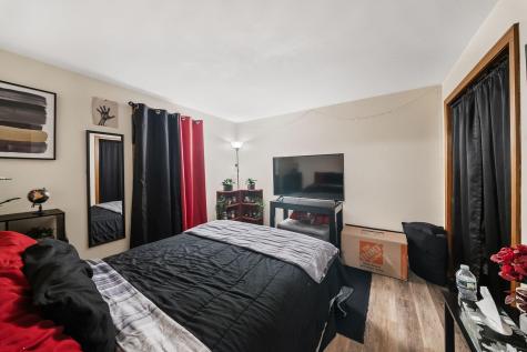 343 Shaker Road Gray ME 04039