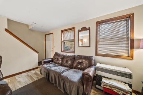 343 Shaker Road Gray ME 04039