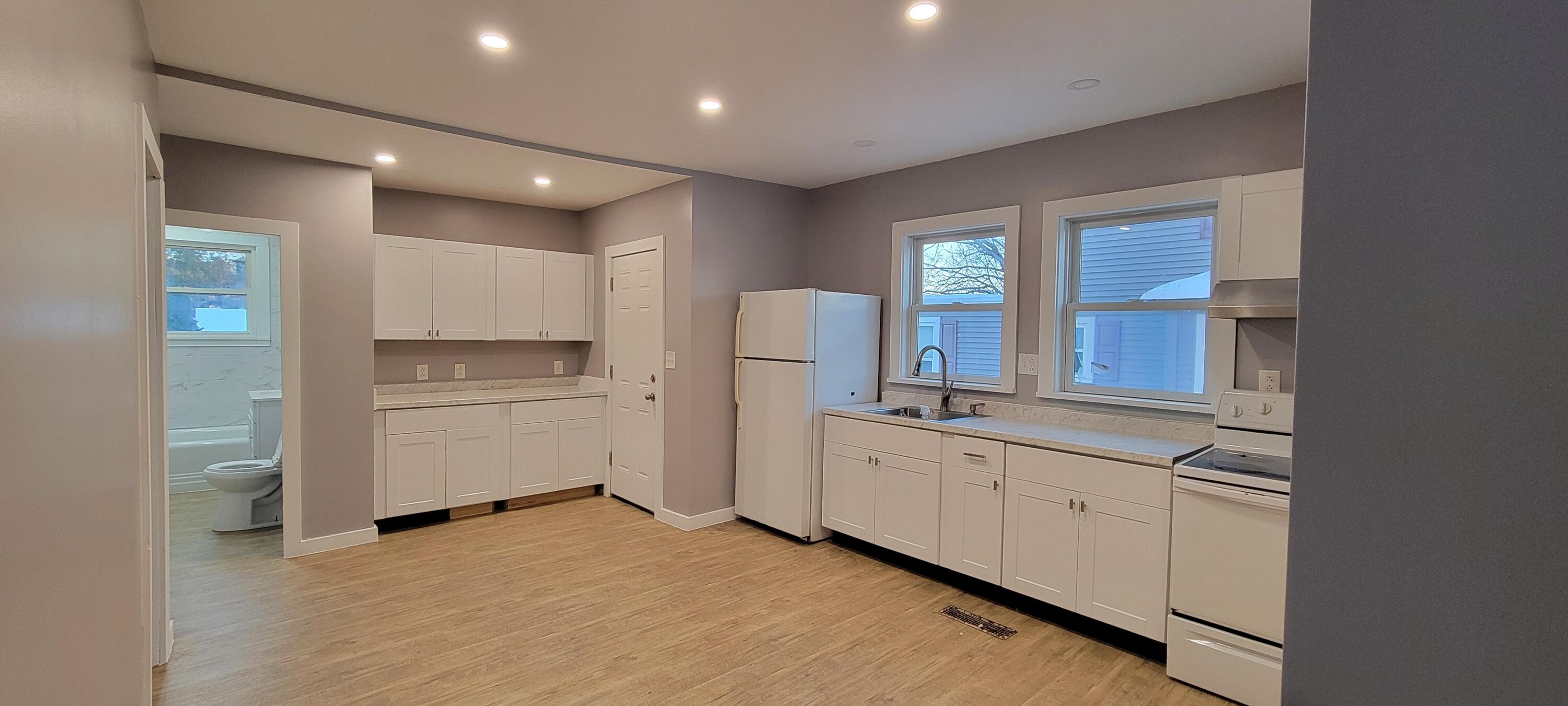 85 Androscoggin Avenue Lewiston ME 04240