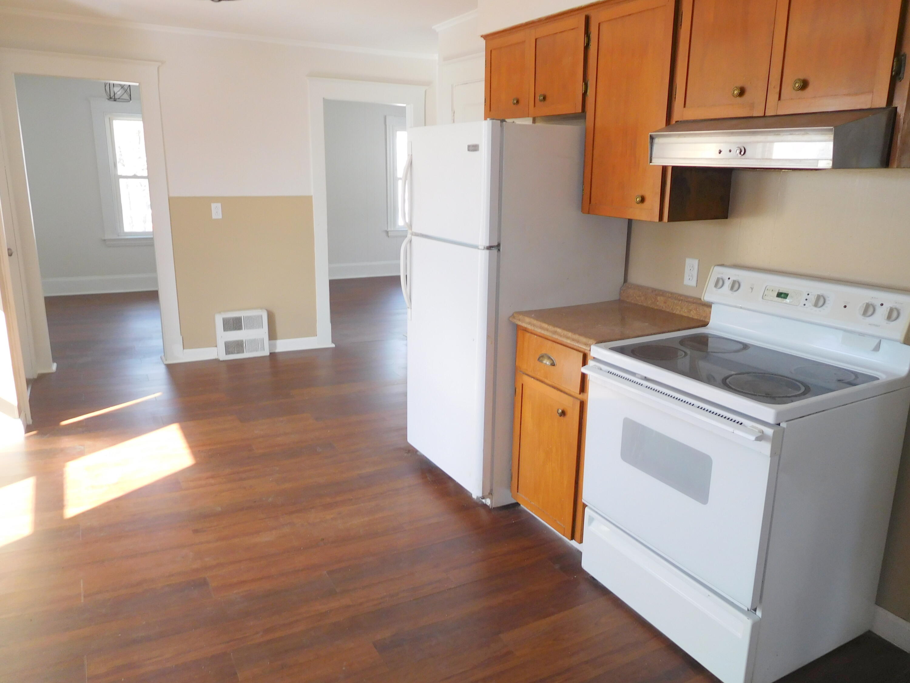 85 Androscoggin Avenue Lewiston ME 04240